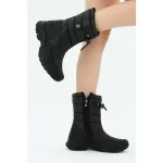 Lange Damen-Schneestiefel mit Reißverschluss von Pierre Cardin aus schwarzem Fell from  at M4D # 652BF80966D20