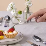 Karaca Ella 18 Parça 6 Kişilik Çatal Kaşık Bıçak Seti Beyaz from  at M4D # 