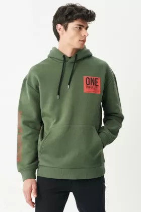 Erkek Loose Fit Rahat Kesim Kapüşonlu Şardonlu Haki Sweatshirt from  at M4D # 6576BD05DED38