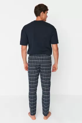 Erkek Lacivert İndigo Ekoseli Regular Fit Dokuma Pijama Altı from  at M4D # 6576CF985D58D