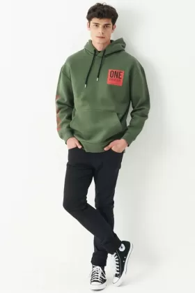 Erkek Loose Fit Rahat Kesim Kapüşonlu Şardonlu Haki Sweatshirt from  at M4D # 6576BD05DED38