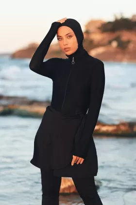 Havuz Deniz Bağlanabilir Likralı Etek Pareo Siyah Remsa Mayo from  at M4D # 
